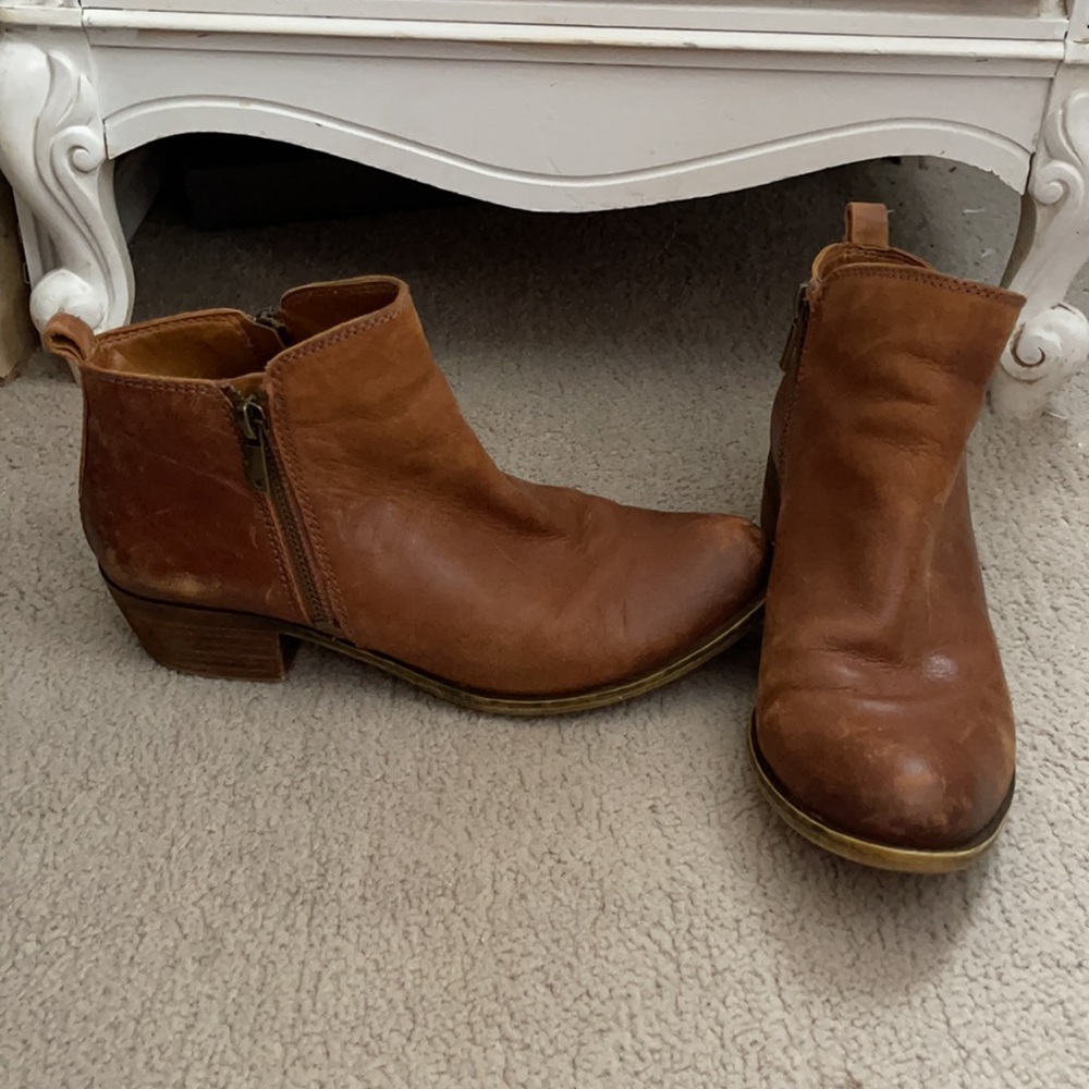 Lucky Brand Tan Ankle Boots - Picture 5 of 9